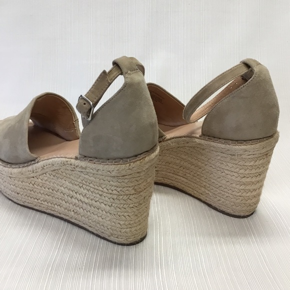 Steve Madden Exciting Light Suede Wedges - Picture 5 of 7